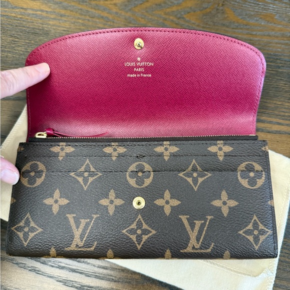 Louis Vuitton Monogram Emilie Wallet - Picture 3 of 12